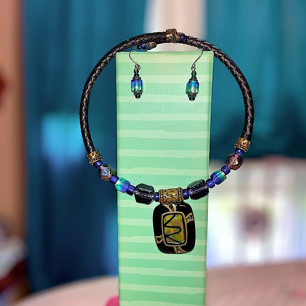 Chico’s Vintage Glass Leather Cuff Chocker & Matching Glass Drop Earring Set